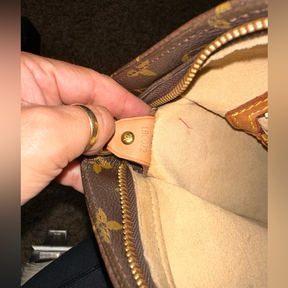 Louis Vuitton Looping Gm - Picture 7 of 10